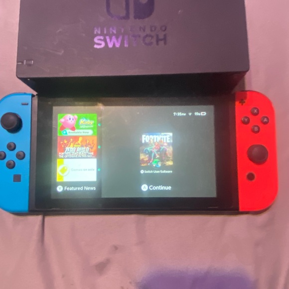 Nintendo switch - Picture 1 of 9